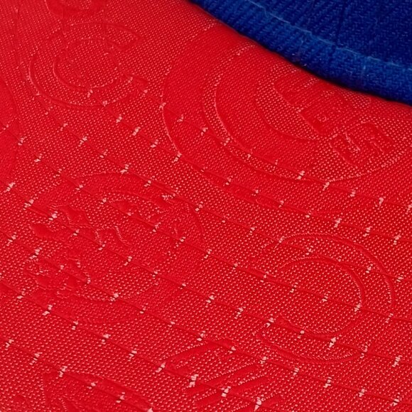 New Era Chicago Cubs Embossed Bill Hat - Picture 8 of 12